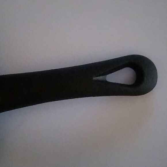 Small Iron Skillet - Picture 5 of 7